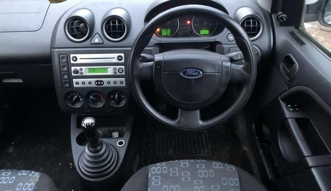 Ford Fiesta 2005 г на запчасти