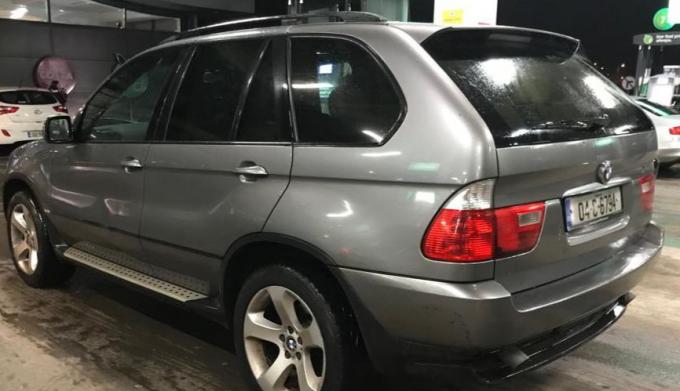 BMW X5 на запчасти двс М54B30