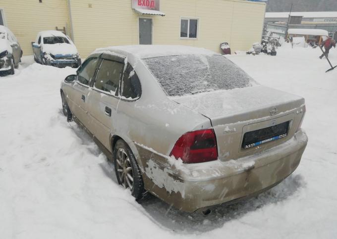 Разбор Opel Vectra B