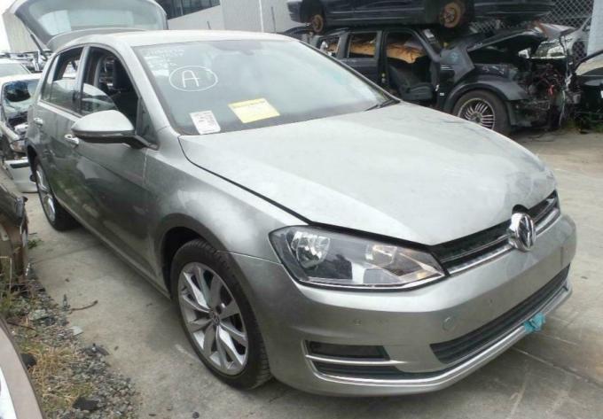 Volkswagen Golf 1.6 запчасти