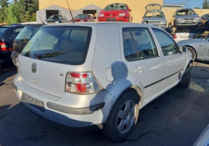 Авторазбор Volkswagen Golf 1999