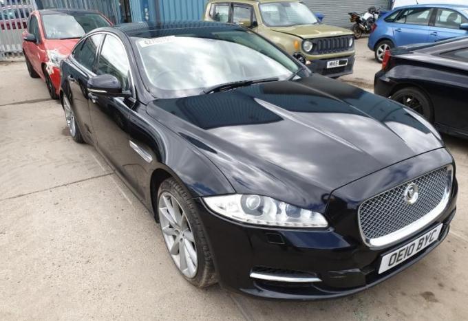 Jaguar XJ 2010год 3.0 Икс Джей на разбор запчасти