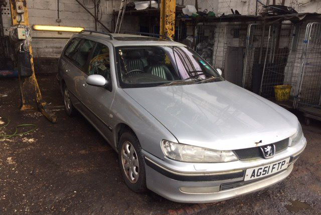 Разбор на запчасти Peugeot 406