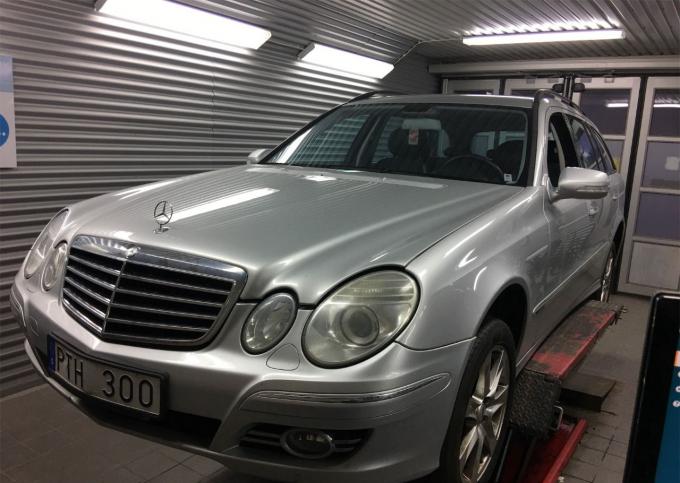 Разбор Мерседес E-class W211 OM642, разборка