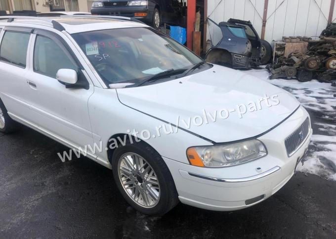 Volvo V70 2007г Япония 2.5Т AWD пробег 55 в разбор