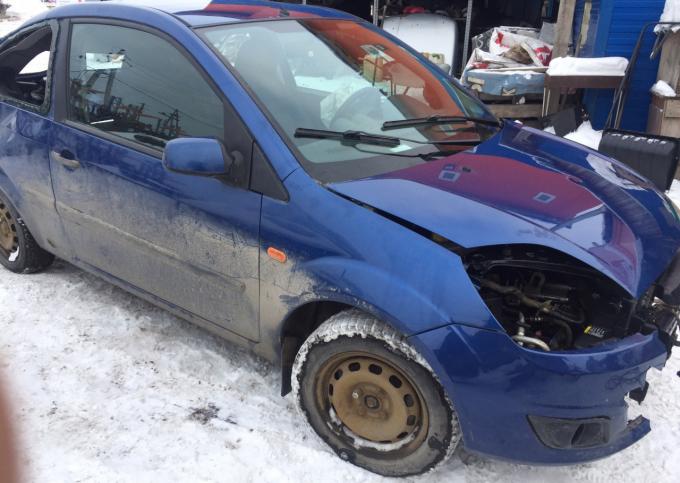 Продажа Ford Fiesta форд фиеста 2008 по запчастям