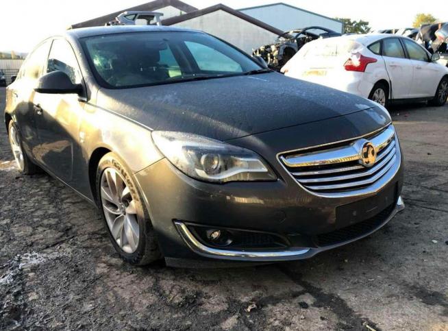 Opel Insignia 2015 г на запчасти