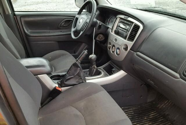 Разобран на запчасти Mazda Tribute 2001-2007