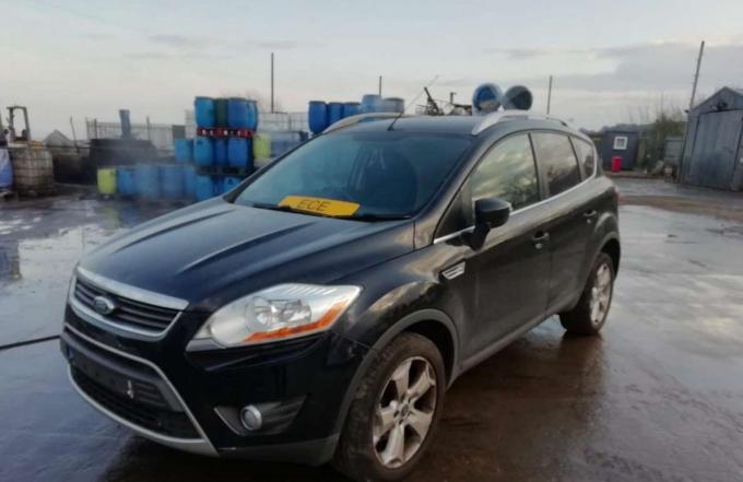 Ford Kuga 2010 г на запчасти