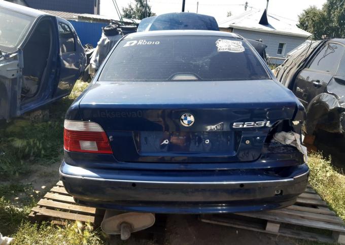 Bmw 5 e39 на запчасти