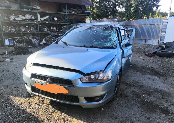 Разбор Mitsubishi lancer 10