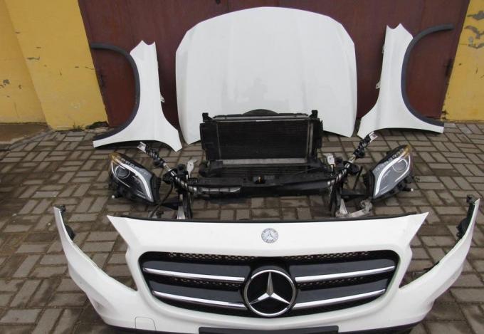 Передняя часть Mercedes GLA-class (X156) 2013г