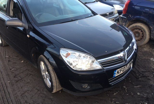 Разбор на запчасти Opel Astra H 2004-2010