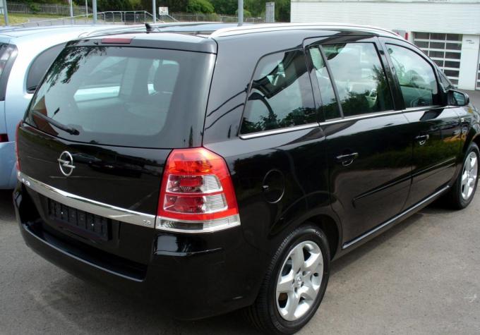 Запчасти Опель Zafira B 2005-2012 двс+ кпп разбор