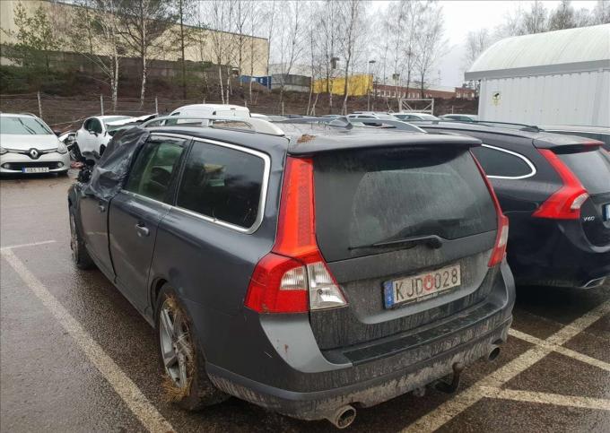 Volvo V70 3.0Т на запчасти