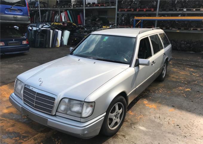 Разбор на запчасти Mercedes 124 E