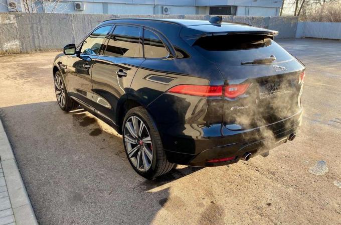 Jaguar F-Pace 2017 г на запчасти