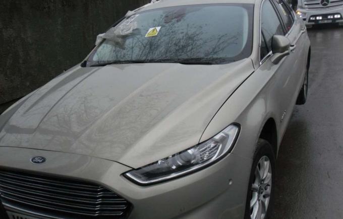 Ford Mondeo 2016 г по запчастям