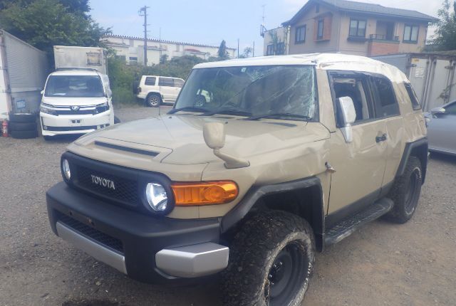 Toyota FJ Cruiser GSJ15W 2012 год