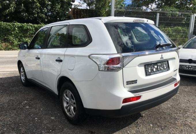 Mitsubishi Outlander 2013г, на запчасти