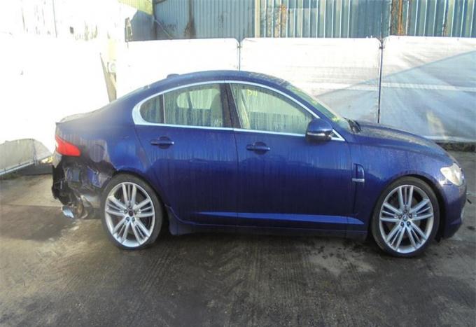 Jaguar XF(Ягуар Икс-Эф) 3.0D 2010г. разбирается