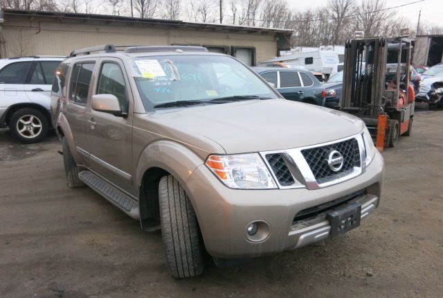 Разбор на запчасти Nissan Pathfinder 2004-2014