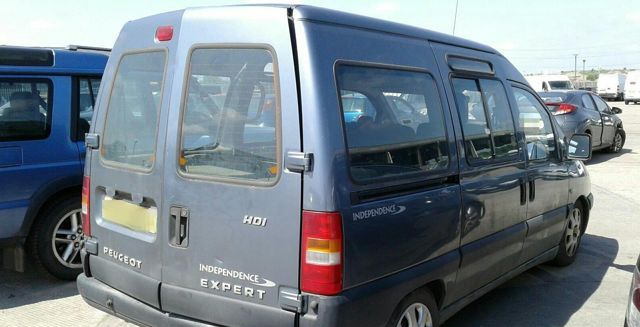 Разборка Peugeot Expert 2005