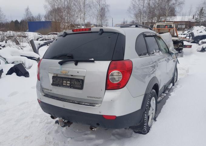 Chevrolet Captiva 2.2 ат 2012 г