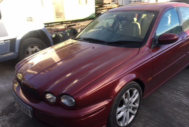 Разбор на запчасти Jaguar X-type