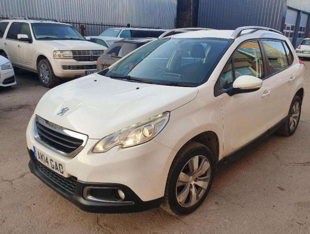 Peugeot 2008 2014 г на запчасти