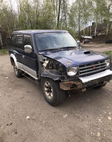 В разборе mitsubishi pajero 2