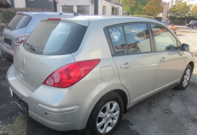 Nissan Tiida 2008г. на запчасти