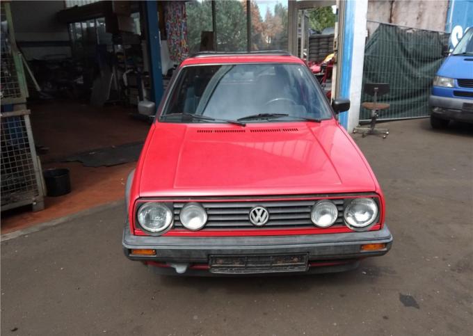 Разбор на запчасти Volkswagen Golf 2 1983-1992