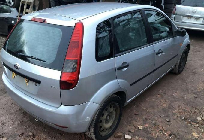 Ford Fiesta 2005 г на запчасти