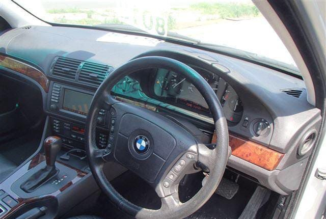 Разбор бмв Е39 525 BMW E39 M54B25