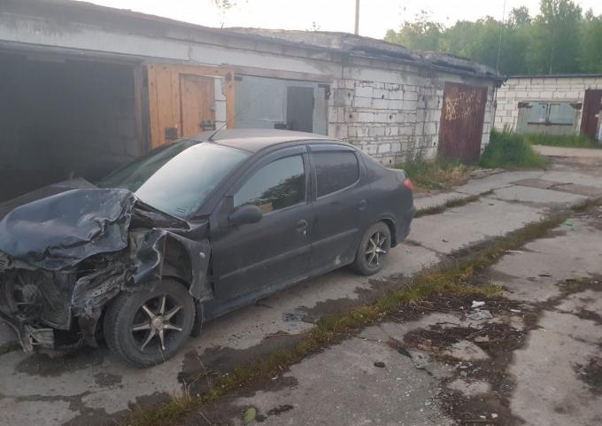 Peugeot 206 2008 дверь