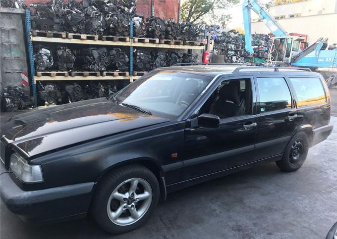 Разбор на запчасти Volvo 850