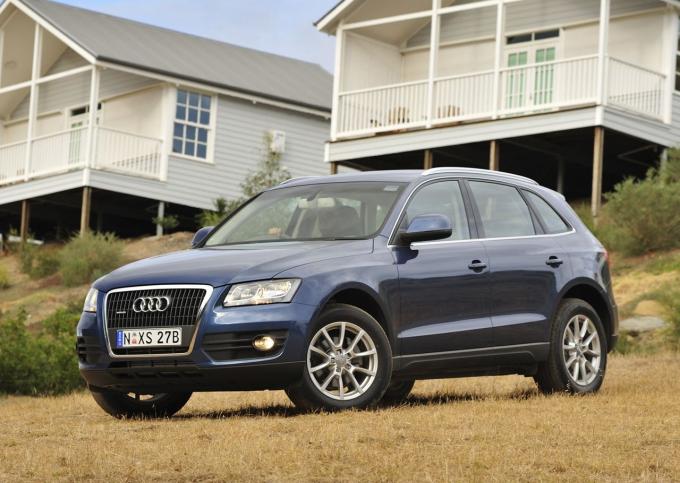 Audi Q5 2010 по запчастям