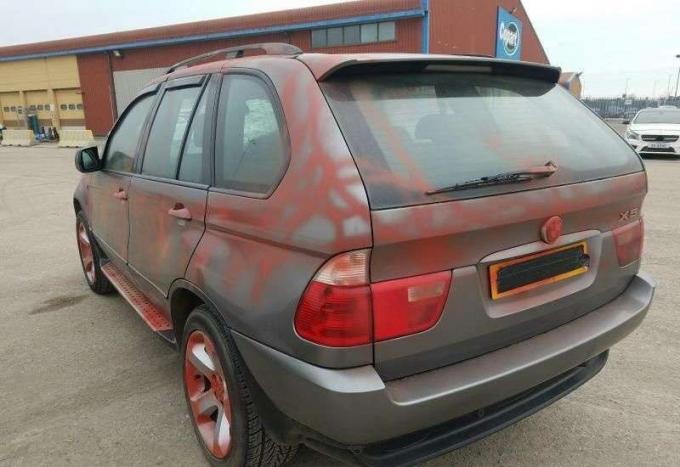 BMW X5 E53 3.0D 2005 из Англии поступила в разбор