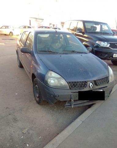 Разбираем renault clio symbol 1.4 2002 МКПП