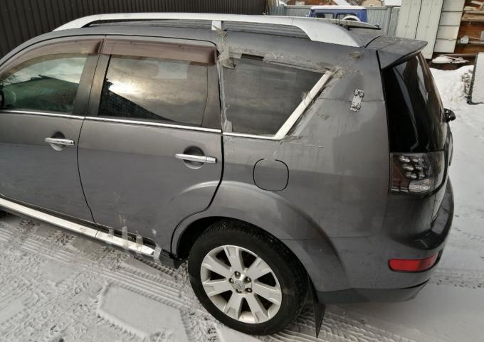 Авторазборка Mitsubishi Outlander XL 3.0