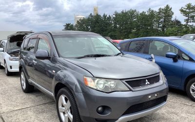 В разборе Mitsubishi Outlander XL 2.4 бензин