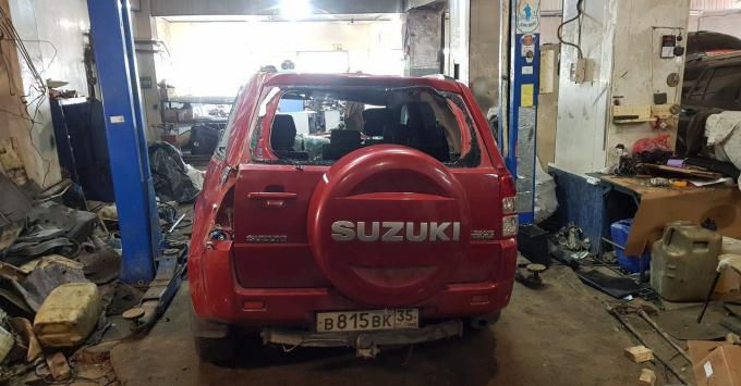 Suzuki Grand Vitara II 2.0 мт 2011 г