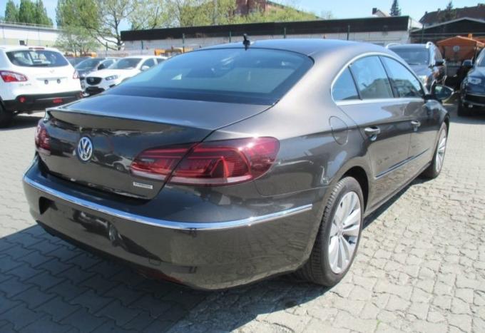 Volkswagen Passat CC 2013 г на запчасти