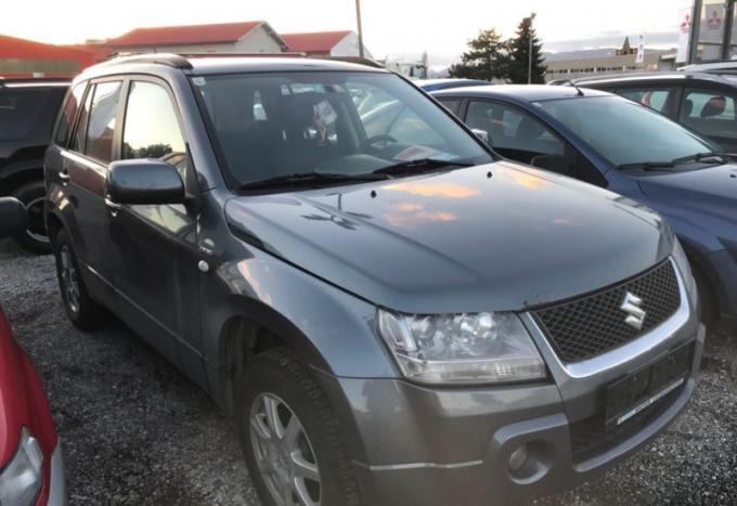 Suzuki Grand Vitara 2008г. на запчасти