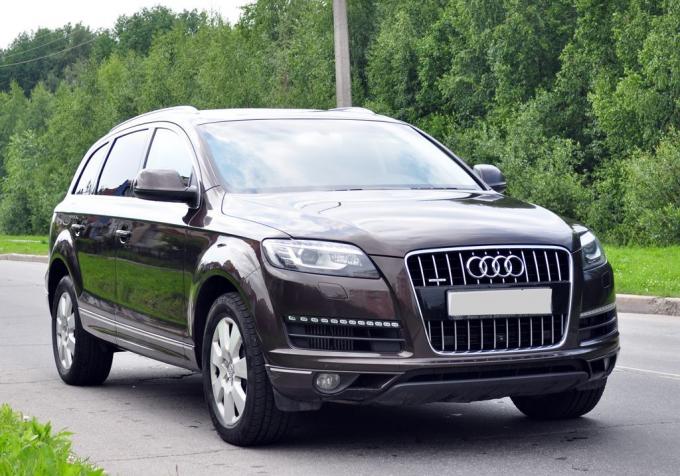 Audi Q7 4L 2005 - 2015 в разборе на запчасти