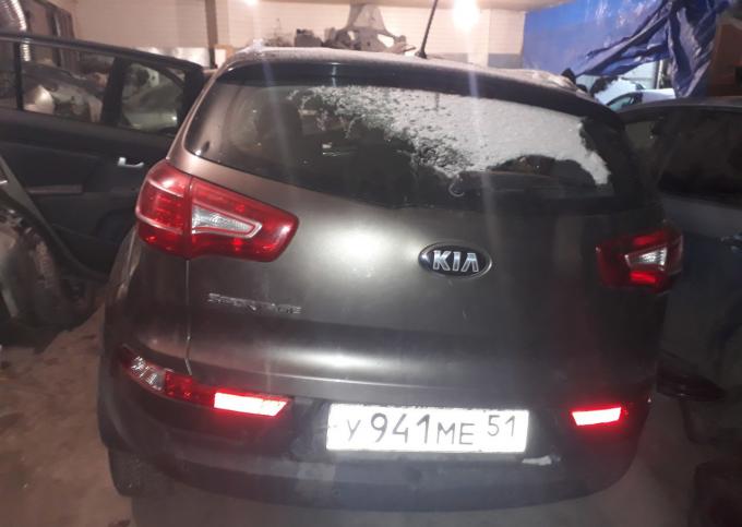 8 Запчасти на Kia Sportage 3 2.0 2013 2014 год