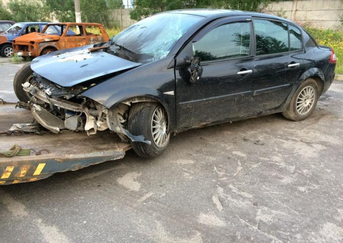 Renault Megane 2 по запчастям