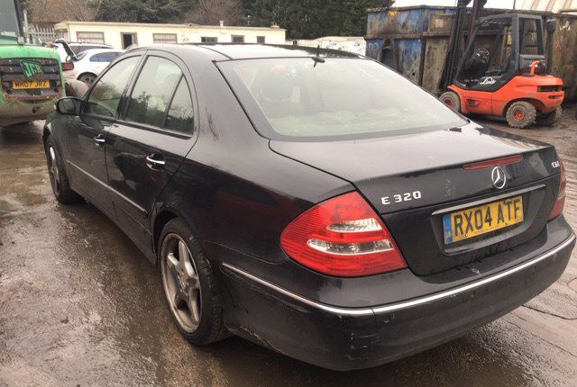 Разбор на запчасти Mercedes E W211 2002-2009