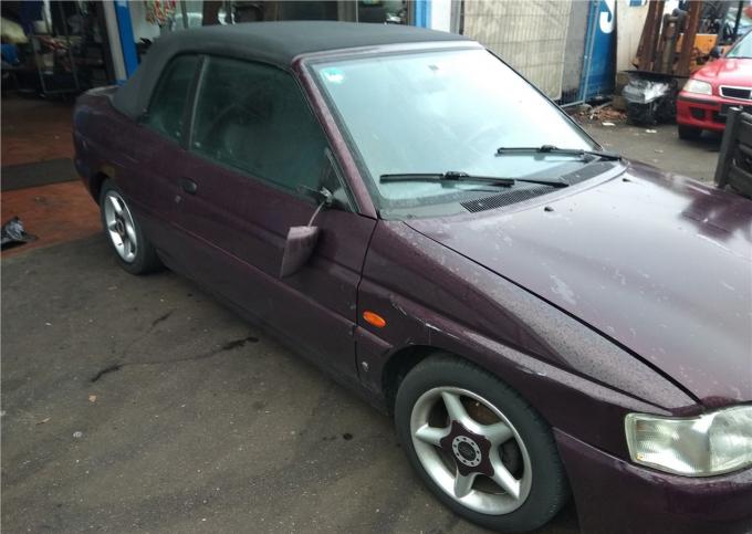 Разбор на запчасти Ford Escort